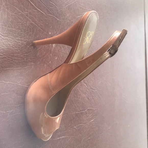 Joan & David Natural Leather Open Toe Pump - Picture 2 of 6